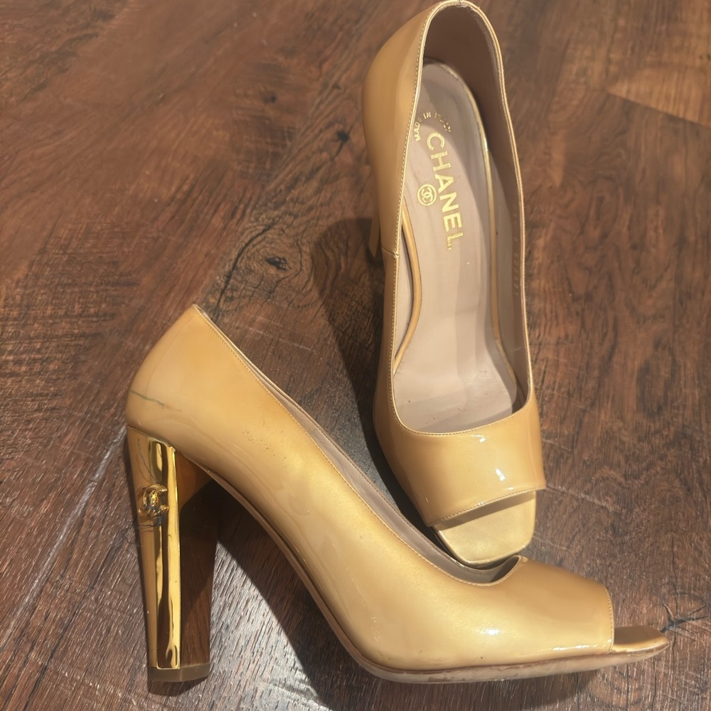 Chanel gold Peep-Toe Heels